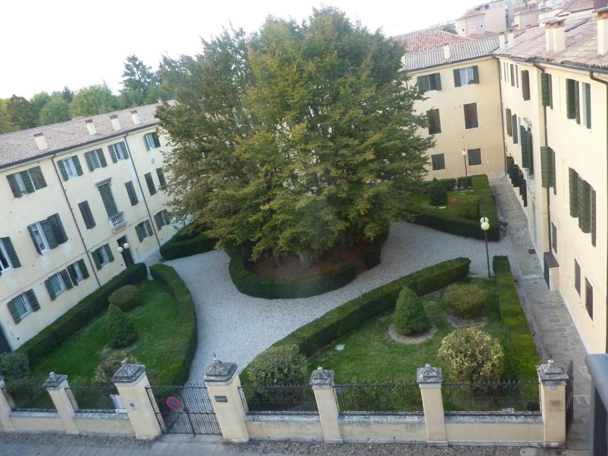 Ferienwohnung Catoo Dimora Di Design Park In Palazzo Nobiliare Al Duomo Padua Exterior foto